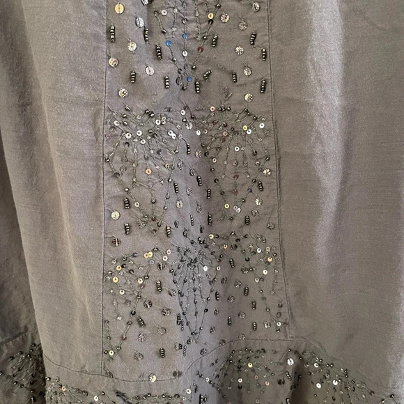 Women’s American Eagle sequin sleeveless gray blouse top, Size Medium - Picture 4 of 5